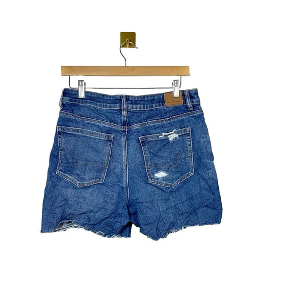 American Eagle Stretch Mom Straight Jean Shorts in Blue Size 12 X-Long - Picture 3 of 11